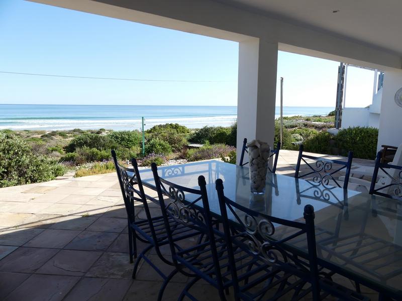 To Let 3 Bedroom Property for Rent in Golden Mile Western Cape